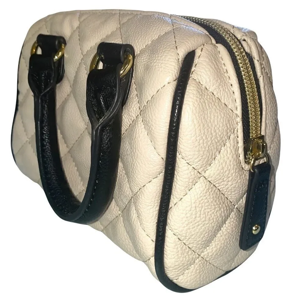 Betsey Johnson - White Quilted Little Purse - Picture 4 of 8